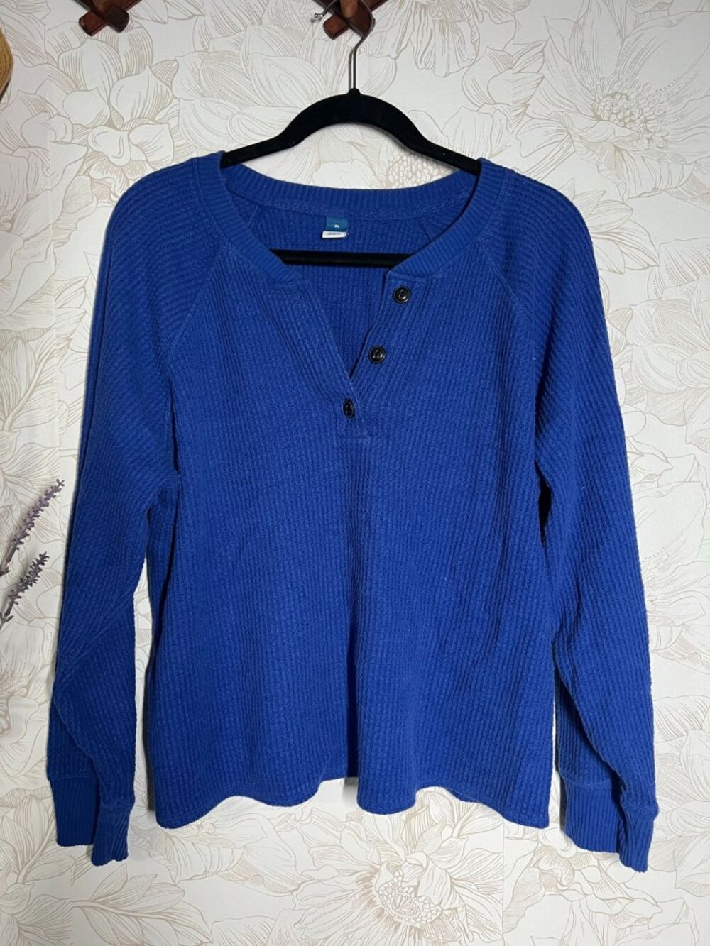 Blue Waffle Knit Long Sleeve Henley Shirt With Button Neck Closure XL